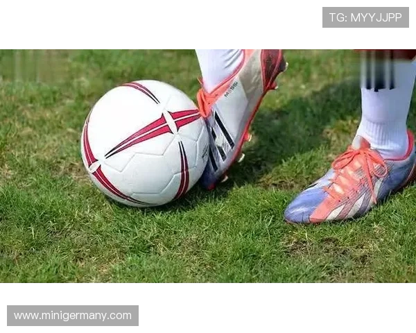 足球技术动作要领全面解析与实战技巧提升方法